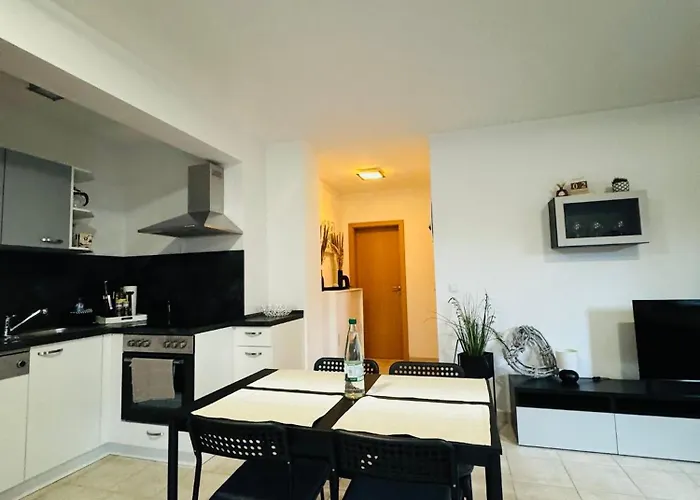 アパート Tanjas *